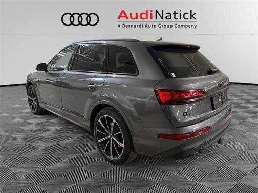 2023 Audi Q7 Prestige 55 TFSI quattro Tiptronic