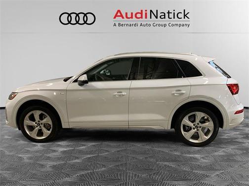 2023 Audi Q5 S line Premium Plus