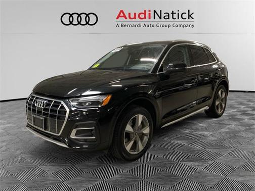2022 Audi Q5 Premium Plus 40 TFSI quattro S tronic