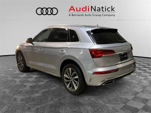 2023 Audi Q5 S line Premium Plus