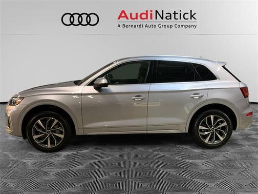 2023 Audi Q5 S line Premium Plus