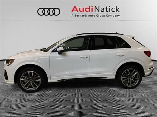 2025 Audi Q3 Premium 45 TFSI S line quattro Tiptronic