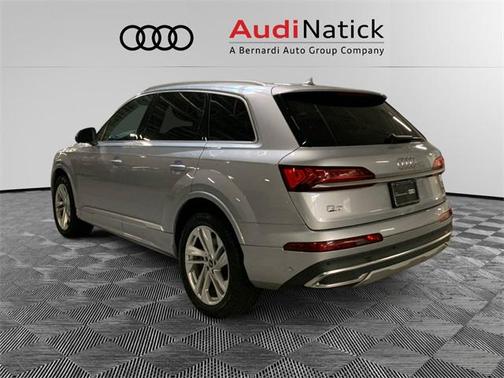 2022 Audi Q7 Premium Plus 55 TFSI quattro Tiptronic