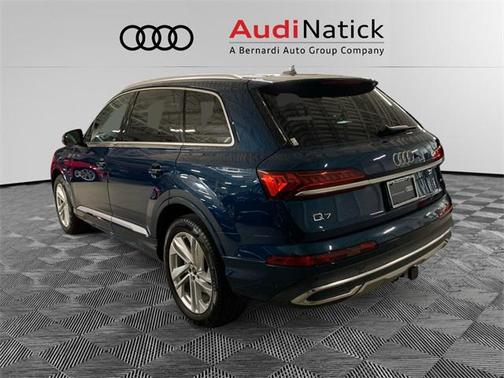 2022 Audi Q7 Premium Plus 55 TFSI quattro Tiptronic