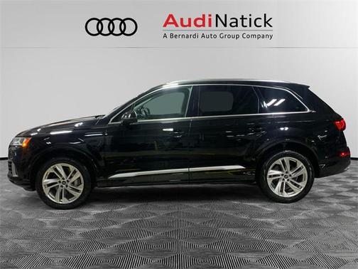 2022 Audi Q7 Premium Plus 55 TFSI quattro Tiptronic