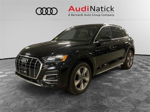 2022 Audi Q5 Premium Plus 40 TFSI quattro S tronic