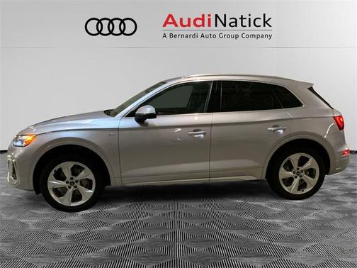 2022 Audi Q5 Premium Plus 45 TFSI S line quattro S tronic