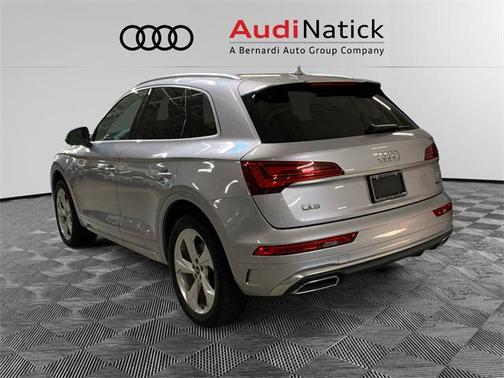 2022 Audi Q5 Premium Plus 45 TFSI S line quattro S tronic