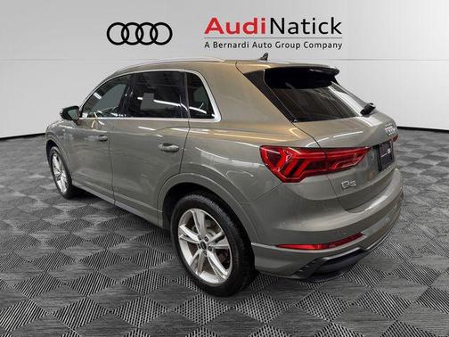 2022 Audi Q3 Premium 45 TFSI S line quattro Tiptronic