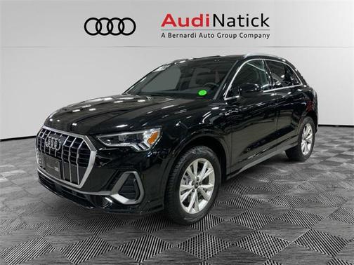 2025 Audi Q3 Premium 45 TFSI S line quattro Tiptronic