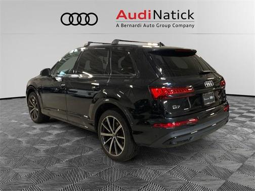 2022 Audi Q7 Premium Plus 55 TFSI quattro Tiptronic