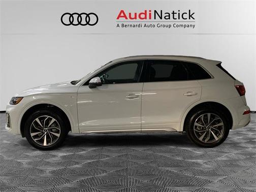 2023 Audi Q5 Premium Plus 45 TFSI S line quattro
