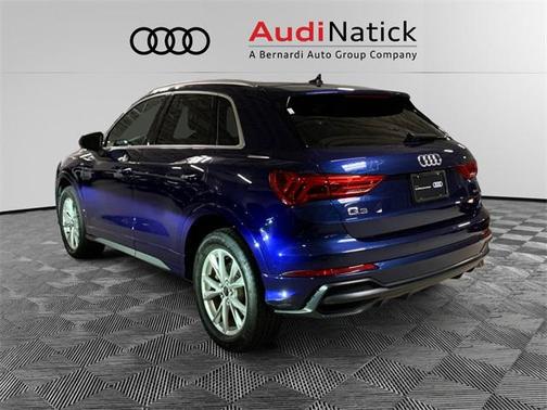 2022 Audi Q3 Premium Plus 45 TFSI S line quattro Tiptronic