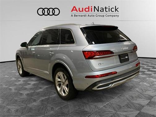2023 Audi Q7 Premium Plus 45 TFSI quattro Tiptronic