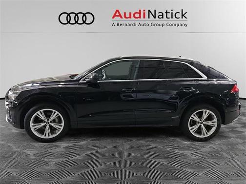 2021 Audi Q8 Premium Plus 55 TFSI quattro Tiptronic
