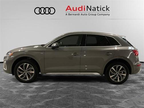 2023 Audi Q5 S line Premium Plus