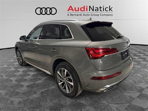 2023 Audi Q5 Premium Plus 45 TFSI S line quattro