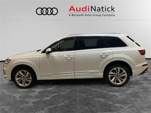 2022 Audi Q7 Premium Plus 55 TFSI quattro Tiptronic