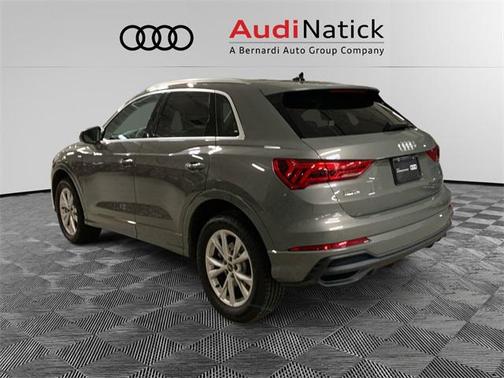 2025 Audi Q3 Premium 45 TFSI S line quattro Tiptronic