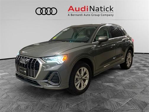 2025 Audi Q3 Premium 45 TFSI S line quattro Tiptronic