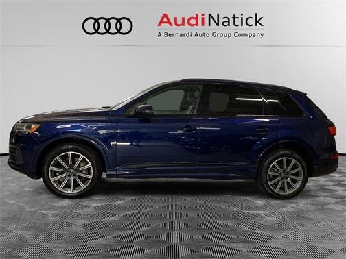 2022 Audi Q7 Premium Plus 45 TFSI quattro Tiptronic