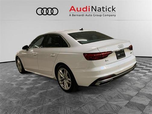 2023 Audi A4 Premium Plus 45 TFSI S line quattro S tronic