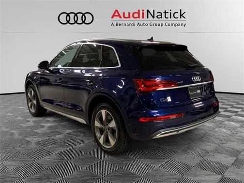 2022 Audi Q5 Premium Plus 40 TFSI quattro S tronic