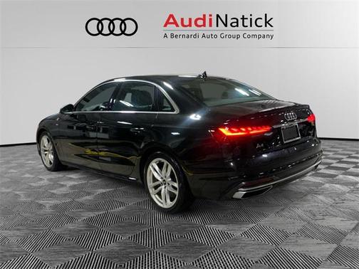 2023 Audi A4 Premium Plus 45 TFSI S line quattro S tronic