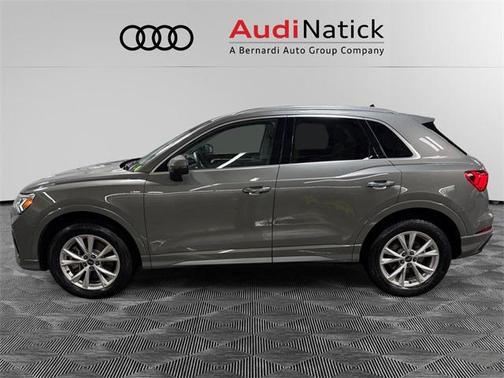 2022 Audi Q3 Premium Plus 45 TFSI S line quattro Tiptronic