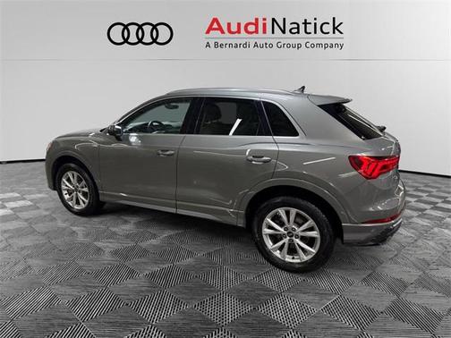 2022 Audi Q3 Premium Plus 45 TFSI S line quattro Tiptronic