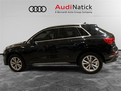 2022 Audi Q3 Premium Plus 45 TFSI S line quattro Tiptronic