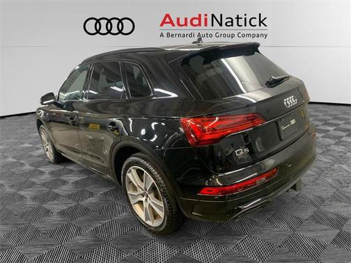 2025 Audi Q5 Premium 45 TFSI S line quattro