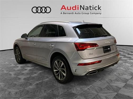 2023 Audi Q5 S line Premium Plus