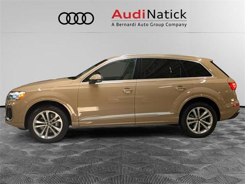 2025 Audi Q7 Premium 55 TFSI quattro Tiptronic