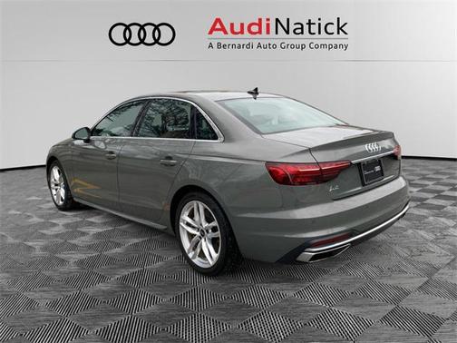2023 Audi A4 Premium Plus 45 TFSI S line quattro S tronic