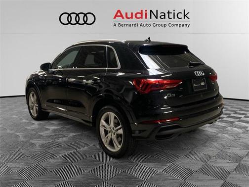 2023 Audi Q3 Premium Plus 45 TFSI S line quattro Tiptronic