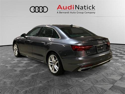 2022 Audi A4 Prestige 45 TFSI S line quattro S tronic