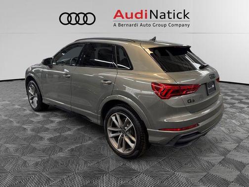 2024 Audi Q3 Premium Plus 45 TFSI S line quattro Tiptronic