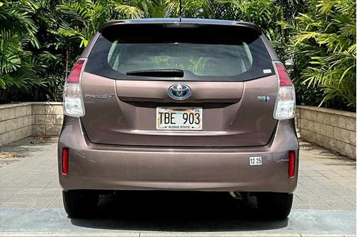 2017 Toyota Prius v Two
