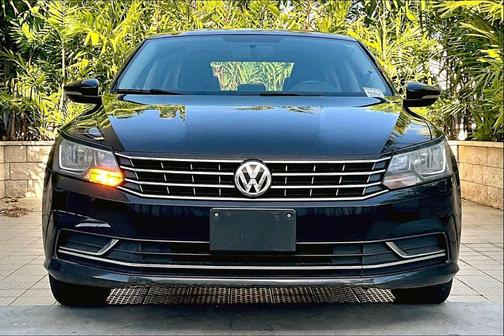 2018 Volkswagen Passat 2.0T SE