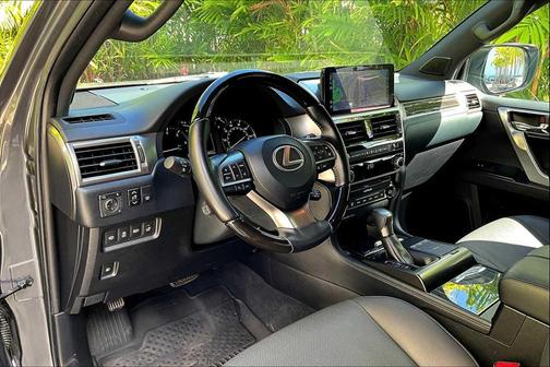 2022 Lexus GX 460 Premium