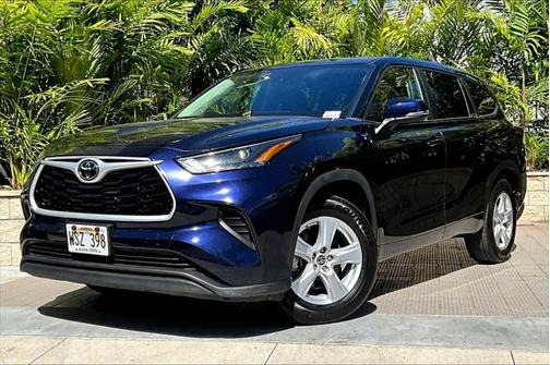 2023 Toyota Highlander LE
