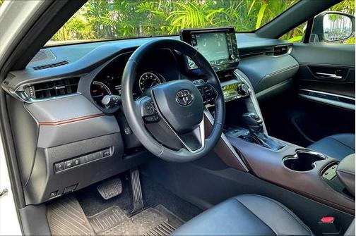 2022 Toyota Venza XLE