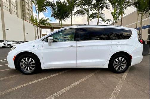 2021 Chrysler Pacifica Hybrid Touring L