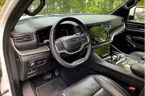 2022 Jeep Wagoneer Series III 4x4