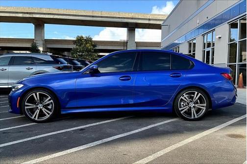 2022 BMW 330 330i