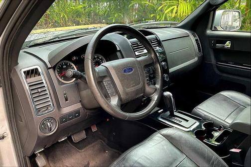 2010 Ford Escape Limited