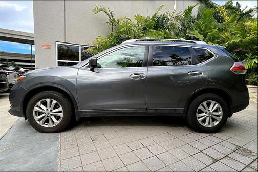 2016 Nissan Rogue SV