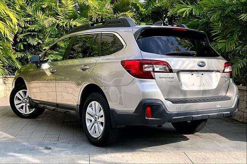 2018 Subaru Outback 2.5i Premium