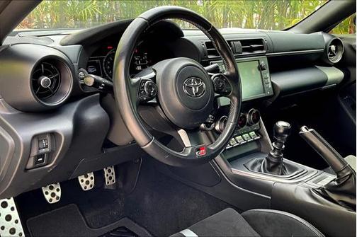 2023 Toyota GR86 Premium